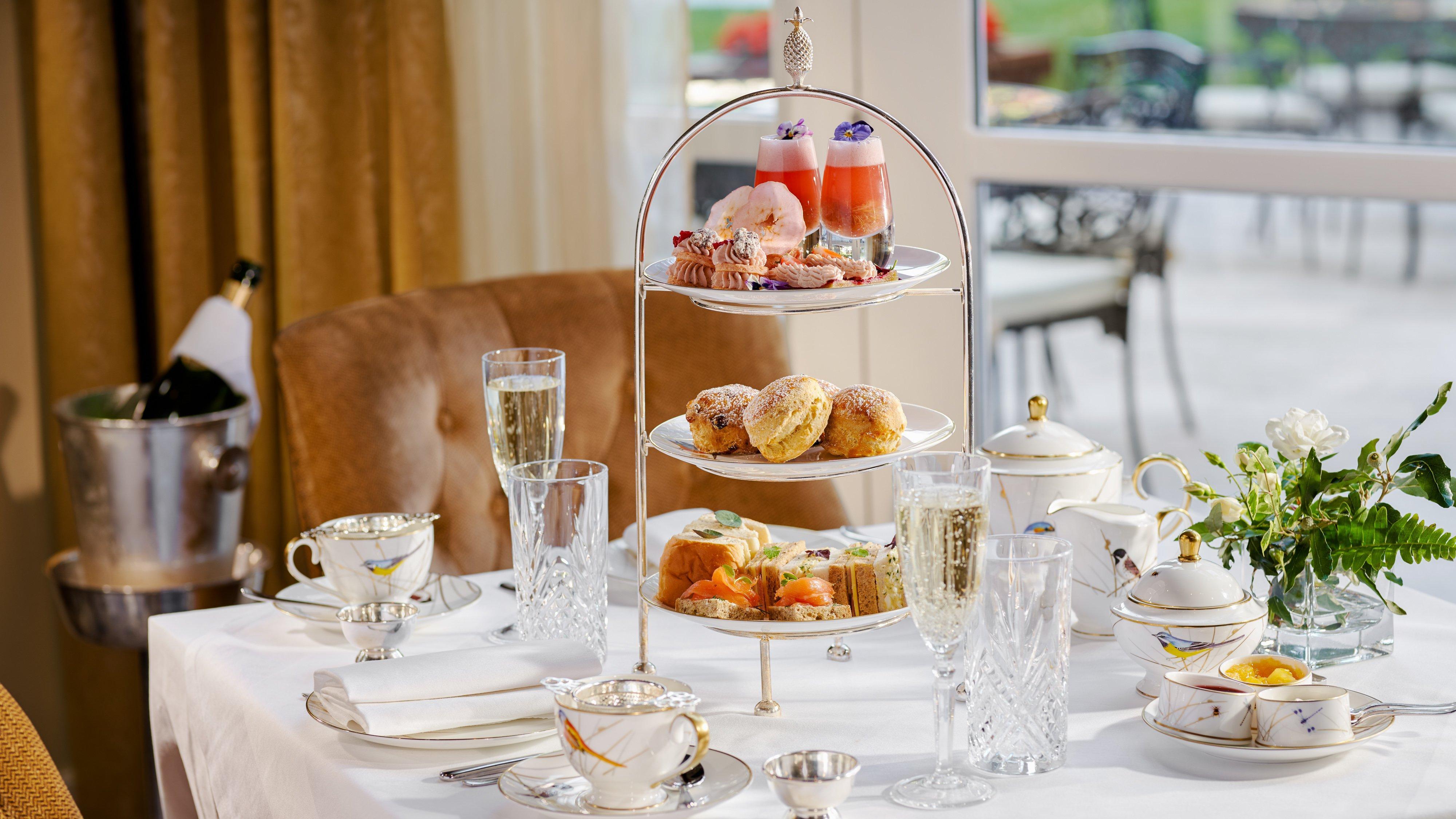Intercontinental Dublin By Ihg Hotel Bagian luar foto Afternoon tea at the InterContinental Berlin
