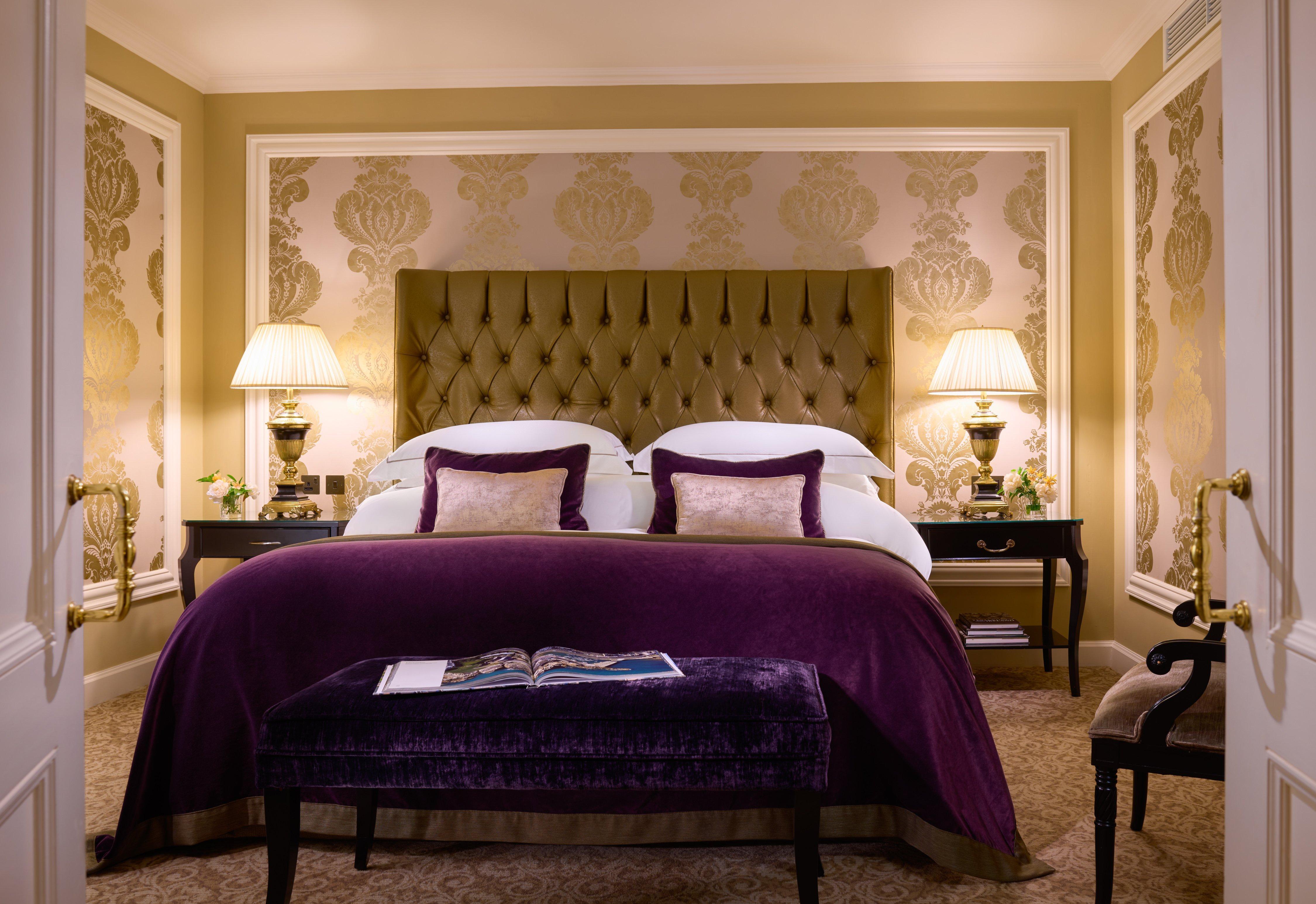 Intercontinental Dublin By Ihg Hotel Bagian luar foto A bedroom at the Mandarin Oriental, London