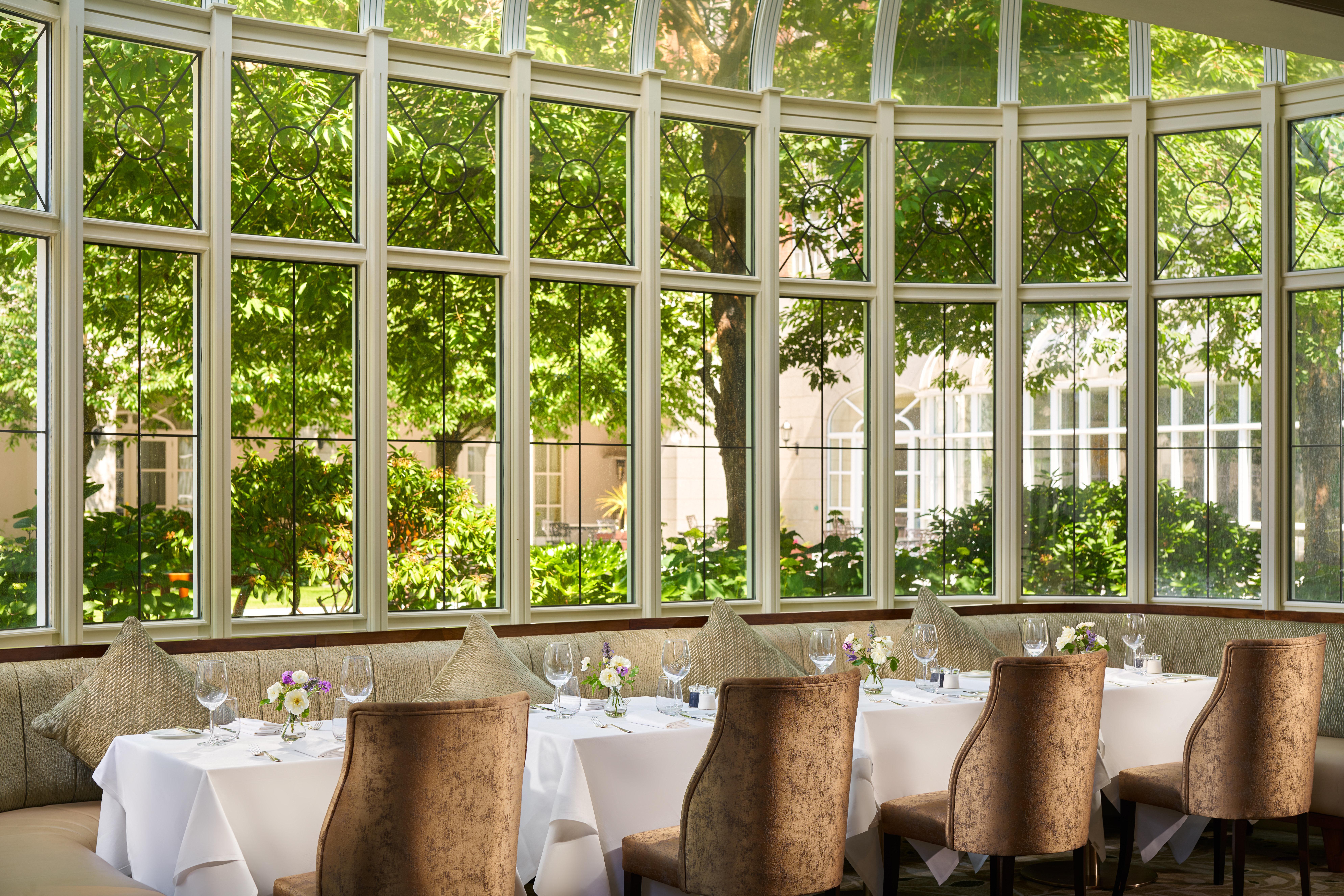 Intercontinental Dublin By Ihg Hotel Bagian luar foto The restaurant