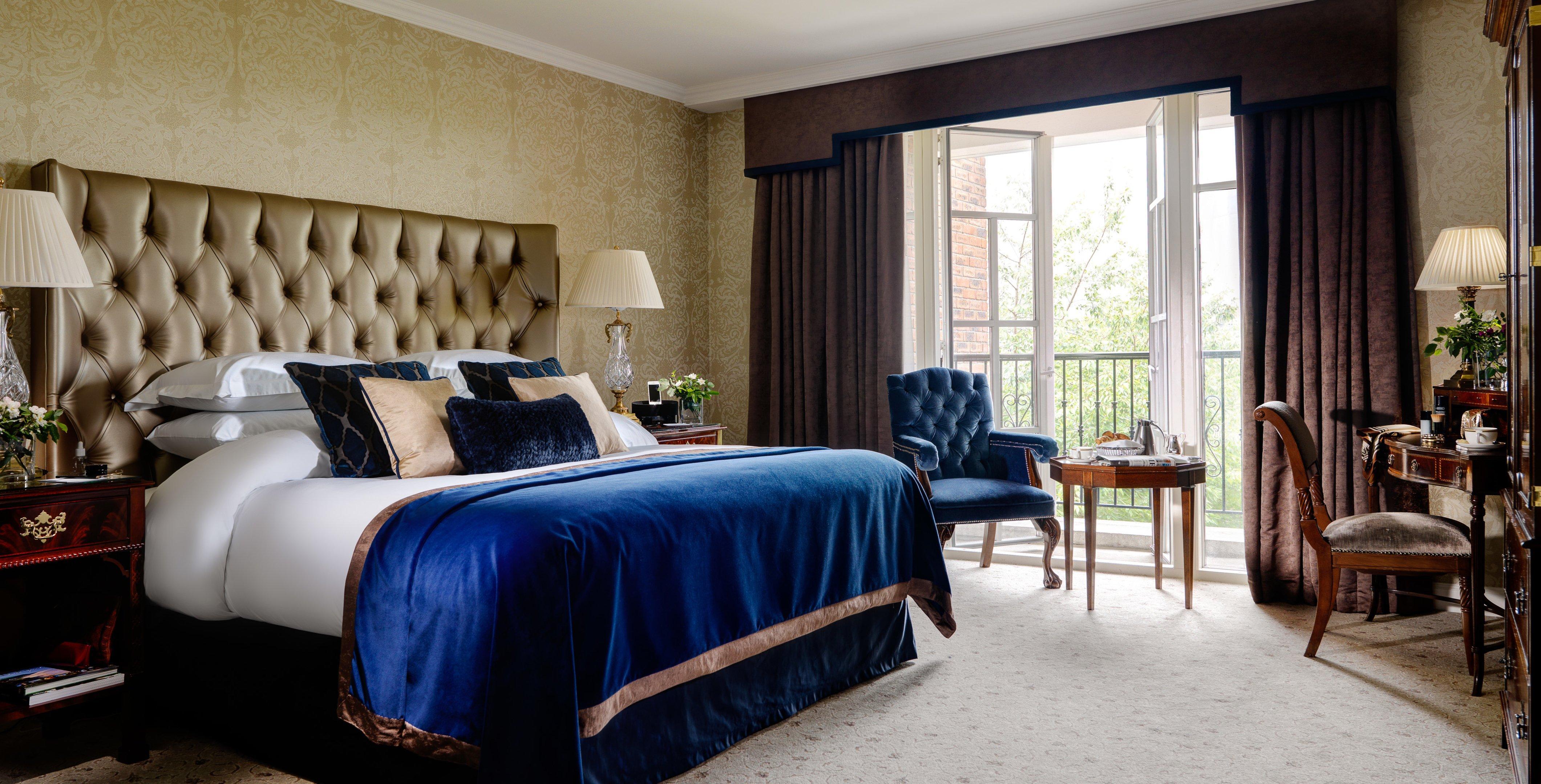 Intercontinental Dublin By Ihg Hotel Bagian luar foto A bedroom at the hotel